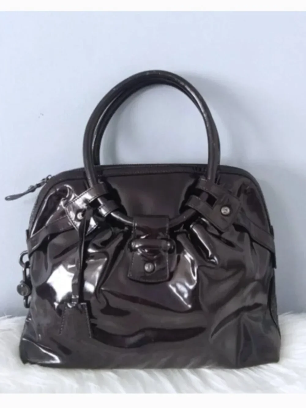 Salvatore Ferragamo vintage patent leather barrel lock satchel 90s Y2K EUC